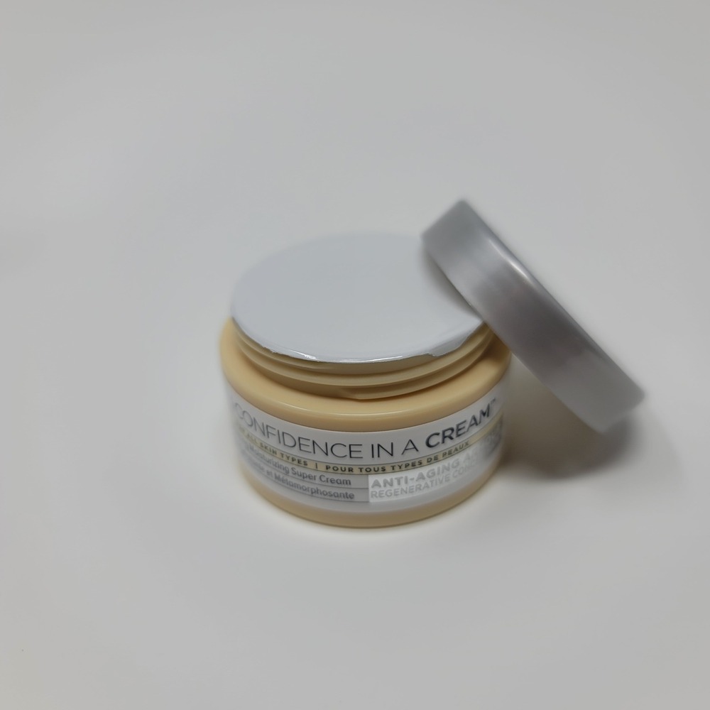 IT Cosmetics Confidence In A Cream Moisturizing Anti-Aging Super Cream 0.5oz New - Picture 4 of 9